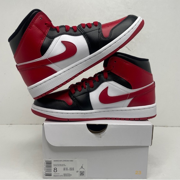 Nike Air Jordan 1 Retro Mid WMNS “Bred Toe” 2022 - Picture 3 of 4